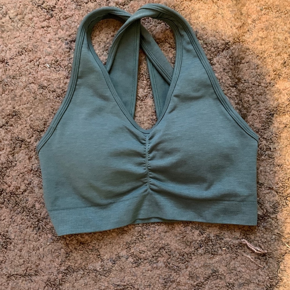 Alphalete amplify bra